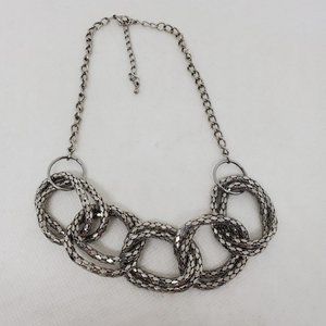 Silver Tone Necklace 5 Interlocking Circles Ring Links 16" Womens Statement